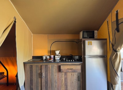 Tent Lodge Kenya on stilts 2 rooms — 5