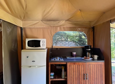 Marquise tent for 4 people, 2 bedrooms — 6