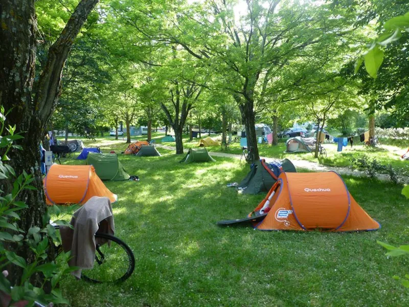 Emplacement (100M²)