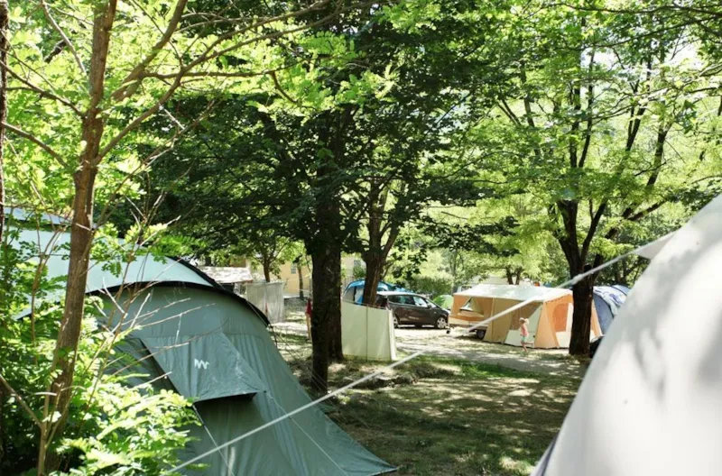 Emplacement (100M²)