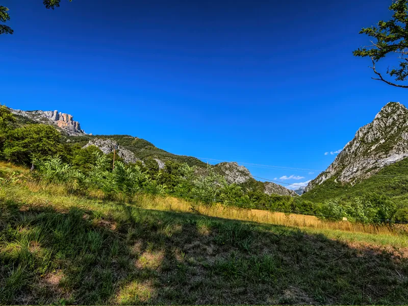 Emplacement Xxl Hauteurs (130M²)