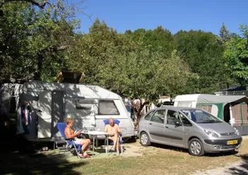 Stellplatz - Stellplatz Strom - Camping Notre Dame