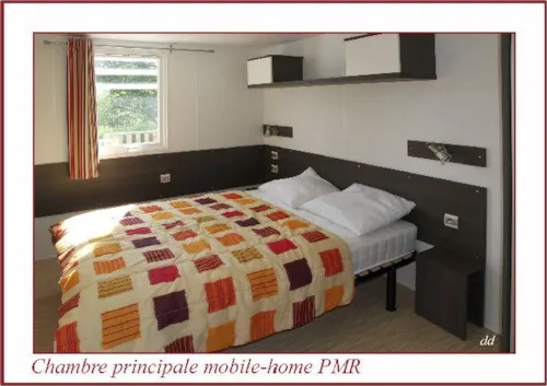 Location - Mobil-Home 34M² / 2 Chambres - Terrasse (Adapté Personne À Mobilité Réduite) Vue Loire - image n°5 - Flower Camping de Mars