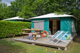 Accommodation - Tent Caraibe Standard 16M²/ 2 Bedrooms (Without Toilet Blocks) - Flower Camping de Mars