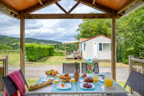 Location - Mobil-Home Confort 34M² / 3 Chambres - Terrasse - image n°2 - Flower Camping de Mars
