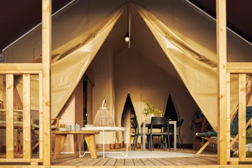 Location - Woodlodge Vue Loire Confort 34M² - 3 Chambres + Terrasse - image n°2 - Flower Camping de Mars