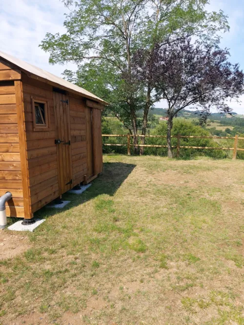 Emplacement - Forfait Premium Équipé D'une Freecamp (1 Tente, Caravane Ou Camping-Car / 1 Voiture) - image n°4 - Flower Camping de Mars