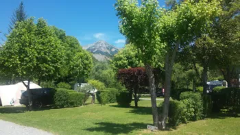 Stellplatz - Standardpauschale (Zwischen 85 Und 100M ² / Optionaler Strom) - Camping Les Prairies