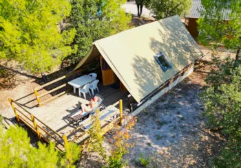 Mietunterkunft - Cabane Du Trappeur 24 M² - 1 Zimmer - Camping naturiste Verdon Provence