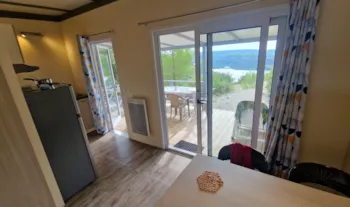Mietunterkunft - Chalet 27 M² - 2 Zimmer - View On The Lake - Camping naturiste Verdon Provence