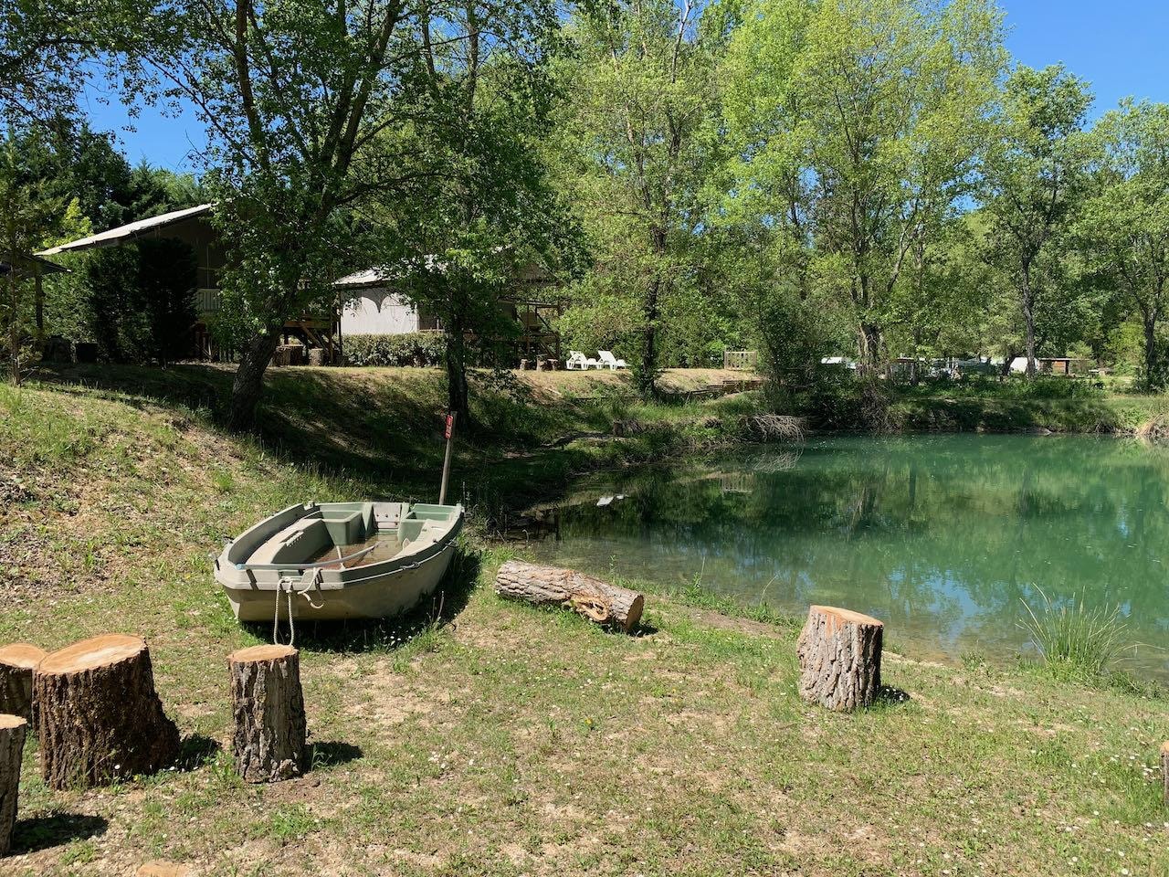 Flower Camping La Rivière — Photo 3