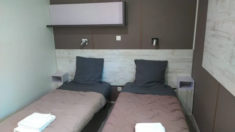 Mobil-Home Premium + 40M² (2Ch - 5Pers) + Tv + Lv + Bbq + Clim + 2 Sdb