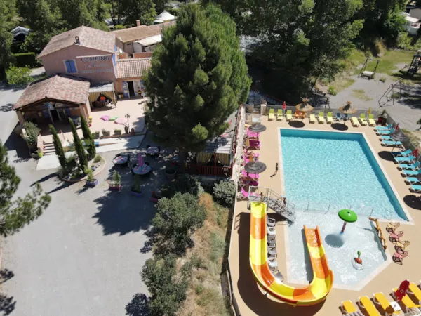 Flower Camping La Rivière - image n°1 - Camping Direct