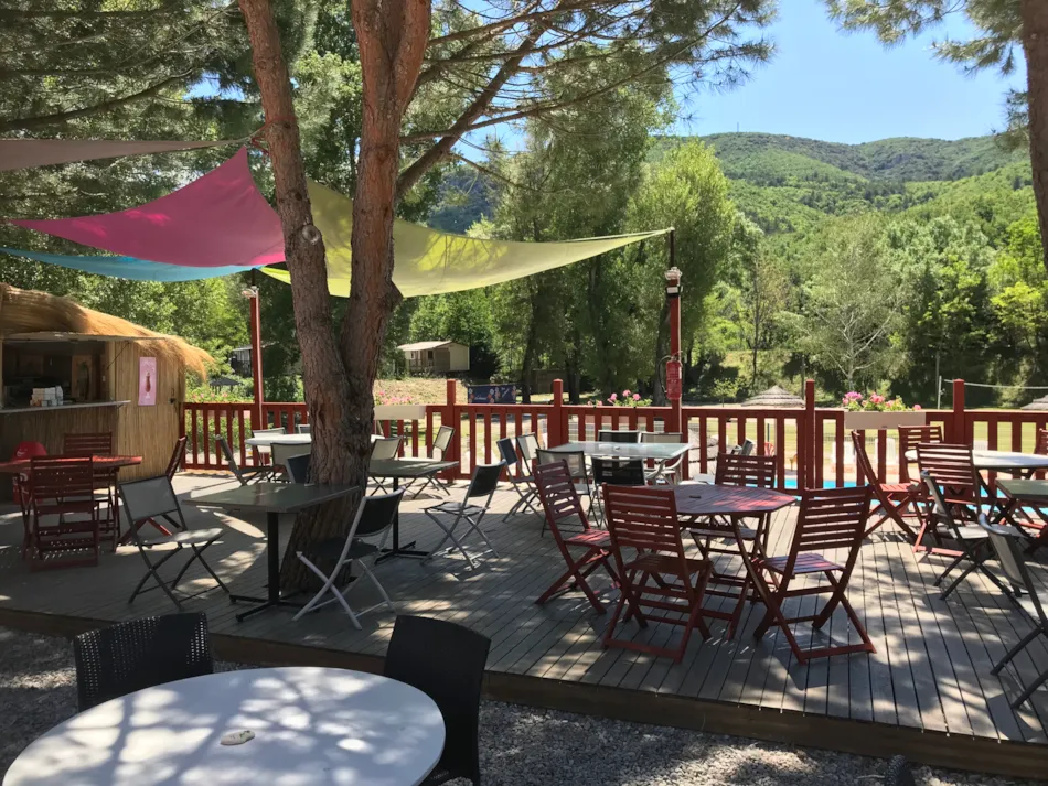 Flower Camping La Rivière