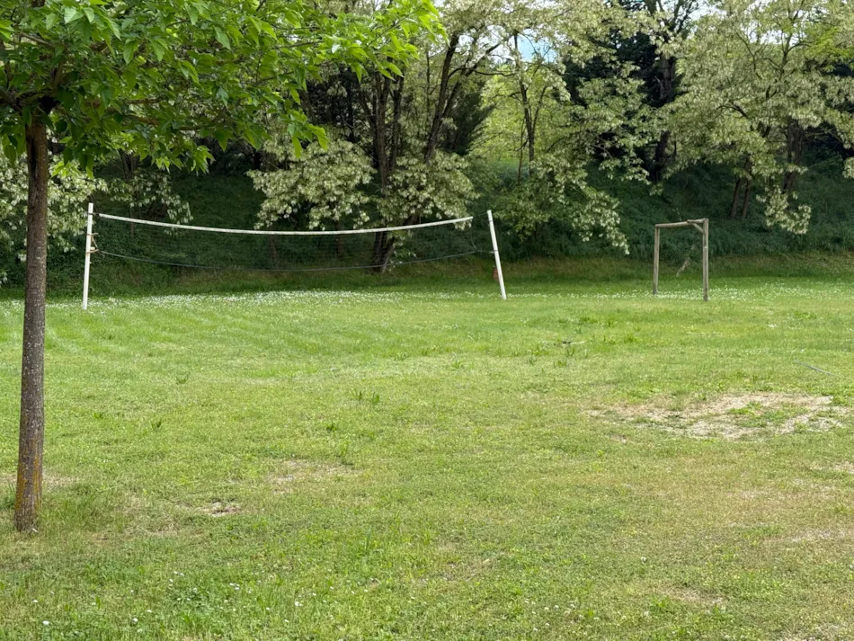 Flower Camping La Rivière