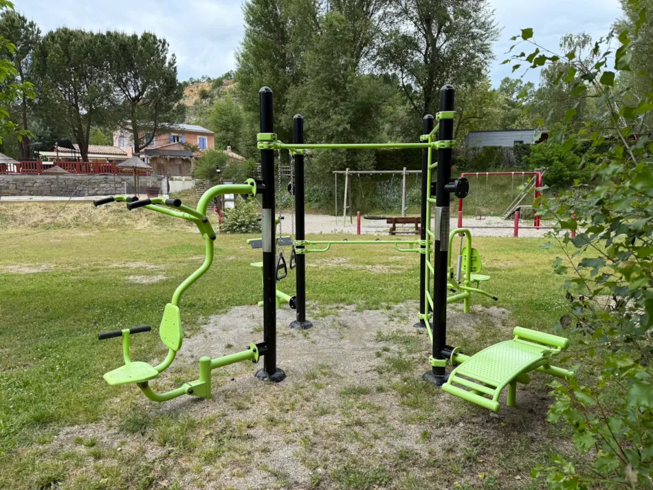 Flower Camping La Rivière