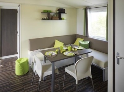 DIAMOND - 28m² - 2 bedrooms - TV - air conditioning - insect screens - 1 VEHICLE INCLUDED