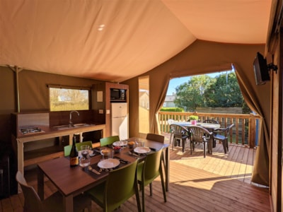 LODGE TIBIDY  GREAT COMFORT — 2