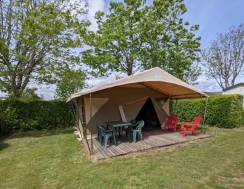 Mietunterkunft - Zeltbungalow Kanada - 2 Schlafzimmer - CAMPING de KERALOUET
