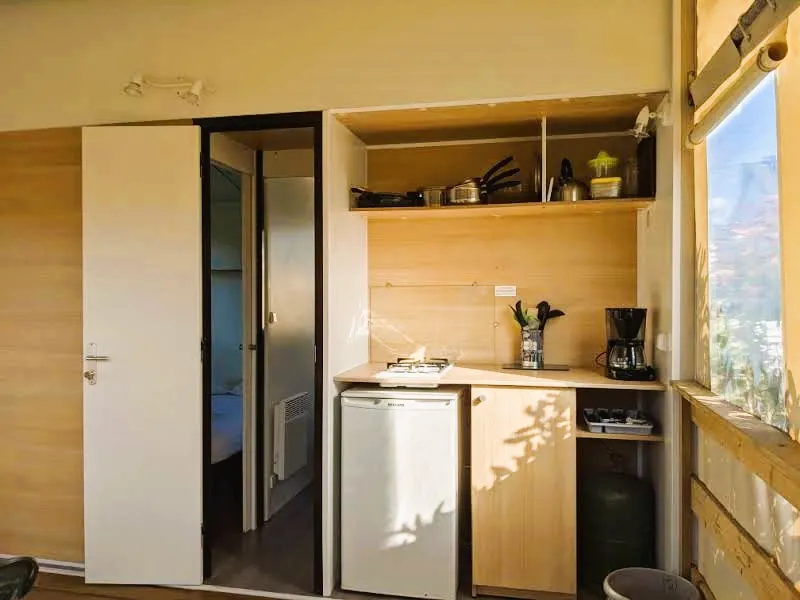 Bungalow Semi-Toilé - 2 Chambres