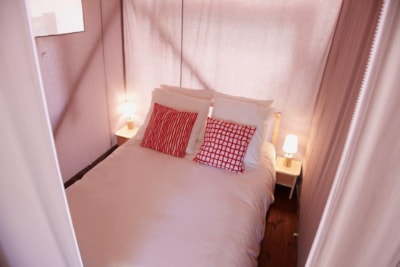 Cabane Lodge on piles Standard 34m² (2 bedrooms) - sheltered terrace 11m²