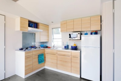 Mobile home Standard 31m² (3 bedrooms) + TV +  sheltered terrace 18m²
