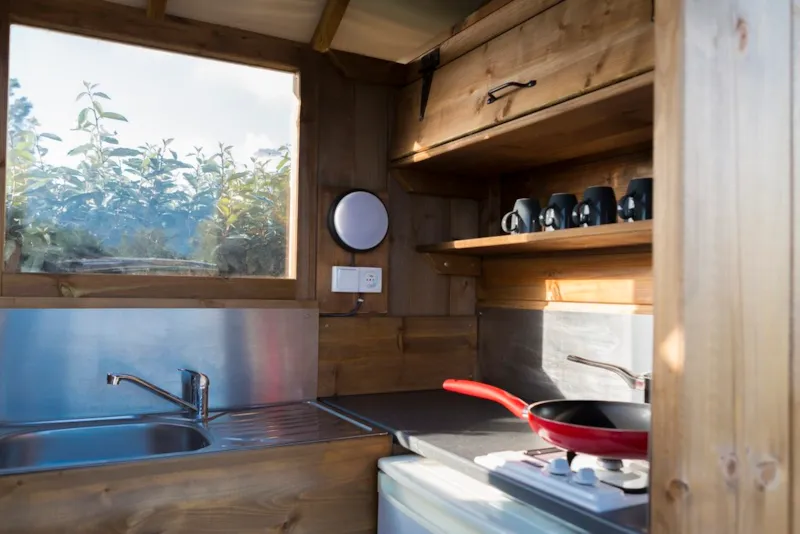 Forfait Premium : Emplacement 10A Équipé D'une Freecamp