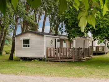 Mietunterkunft - Mobilheim Komfort 31M² (3 Zimmer) + Tv + Überdachte Terrasse 18M² - Flower Camping Les Paludiers