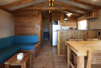 Lodge Samoa / D — 7