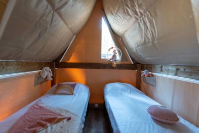 Lodge Kenya / M