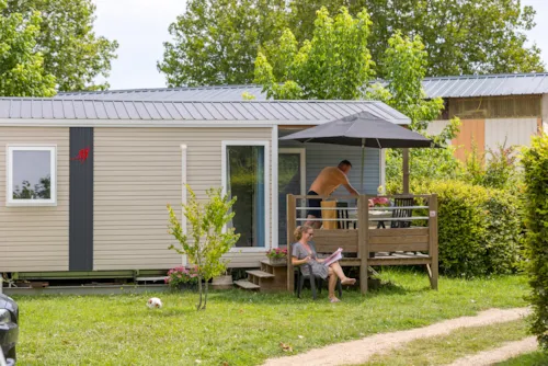 Mietunterkunft - Mobilheim Alizé 5P + 1 Auto + Airco - image n°7 - Camping Aux Rives du Soleil