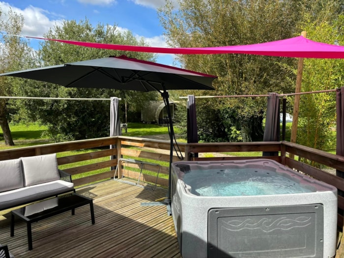 13-La Folle Entreprise 32M2 (2Ch - 2/6Pers.) + Jaccuzzi + Lits Faits + Serviette + Kit Boissons + Tv