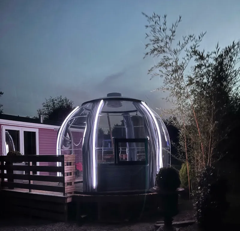 13-La Folle Entreprise 32M2 (2Ch - 2/6Pers.) + Jaccuzzi + Lits Faits + Serviette + Kit Boissons + Tv