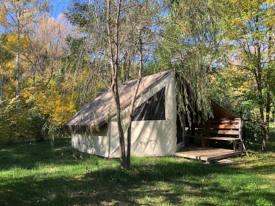 11 INSOLITE NATURE "Laye" Tent Ecolodge 17m² - 2 bedrooms