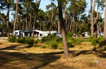 Kampeerplaats(en) - Infini : Standplaats Camper / Caravan (9M Et +) - Euronat Village Naturiste