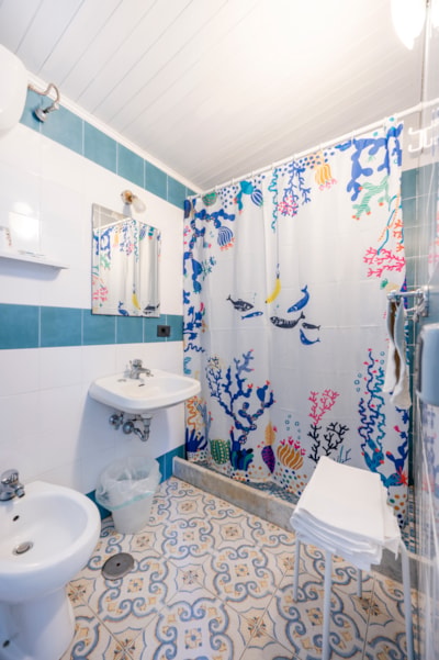 Bungalow superior (air-conditioning, TV, hair dryer) — 5