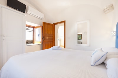 Grecale apartment   Turbolo Tower  on the top floor with a big terracce with private Jacuzzi — 4