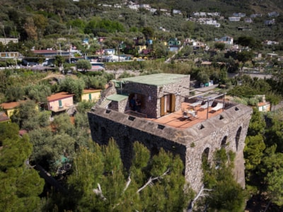 Grecale apartment   Turbolo Tower  on the top floor with a big terracce with private Jacuzzi — 2