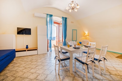 Libeccio apartment Turbolo Tower on the middle floor — 3