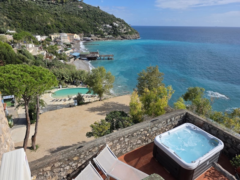 Grecale Turbolo Tower-Apartment in der obersten Etage mit großer Terrasse mit privatem Whirlpool