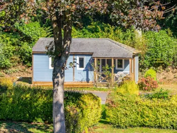 Accommodation - Chalet Fabre - 2 Bedrooms + Terrace - Adapted To The People With Reduced Mobility - Camping Manoir de Penn Ar Ster