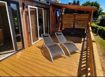 Mobile-home Côté Jardin  - 2 bedrooms + terrace + TV + SPA