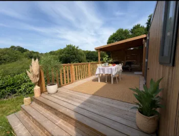 Accommodation - Mobil-Home Bergamo1 - 2 Bedrooms - Camping Manoir de Penn Ar Ster