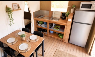 Lodge Tent - 2 bedrooms + terrace - with private facilities