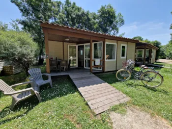 Mietunterkunft - Chalet 35M² (2 Zimmer) + Überdachte Terrasse + Tv - Camping Le Lidon
