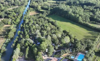 Stellplatz - Stellplatz Mit 10A Strom (Wohnmobil, Van, Wohnwagen, Zelt) - Camping Le Lidon