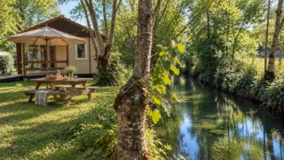 Chalet Confort In Riva Al Lago – 35 M², 2 Camere Da Letto, Terrazza Coperta E Tv