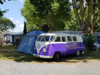 Stellplatz - Der Stellplatz Beinhaltet 2 Personen, 1 Zelt Oder Wohnmobil, Wohnwagen) Kostenloser Strom! - Camping Couleurs d'Aunis