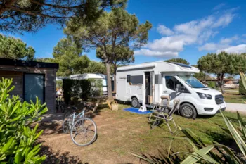 Stellplatz - Stellplatz Premium - Sandaya Domaine de la Dragonnière