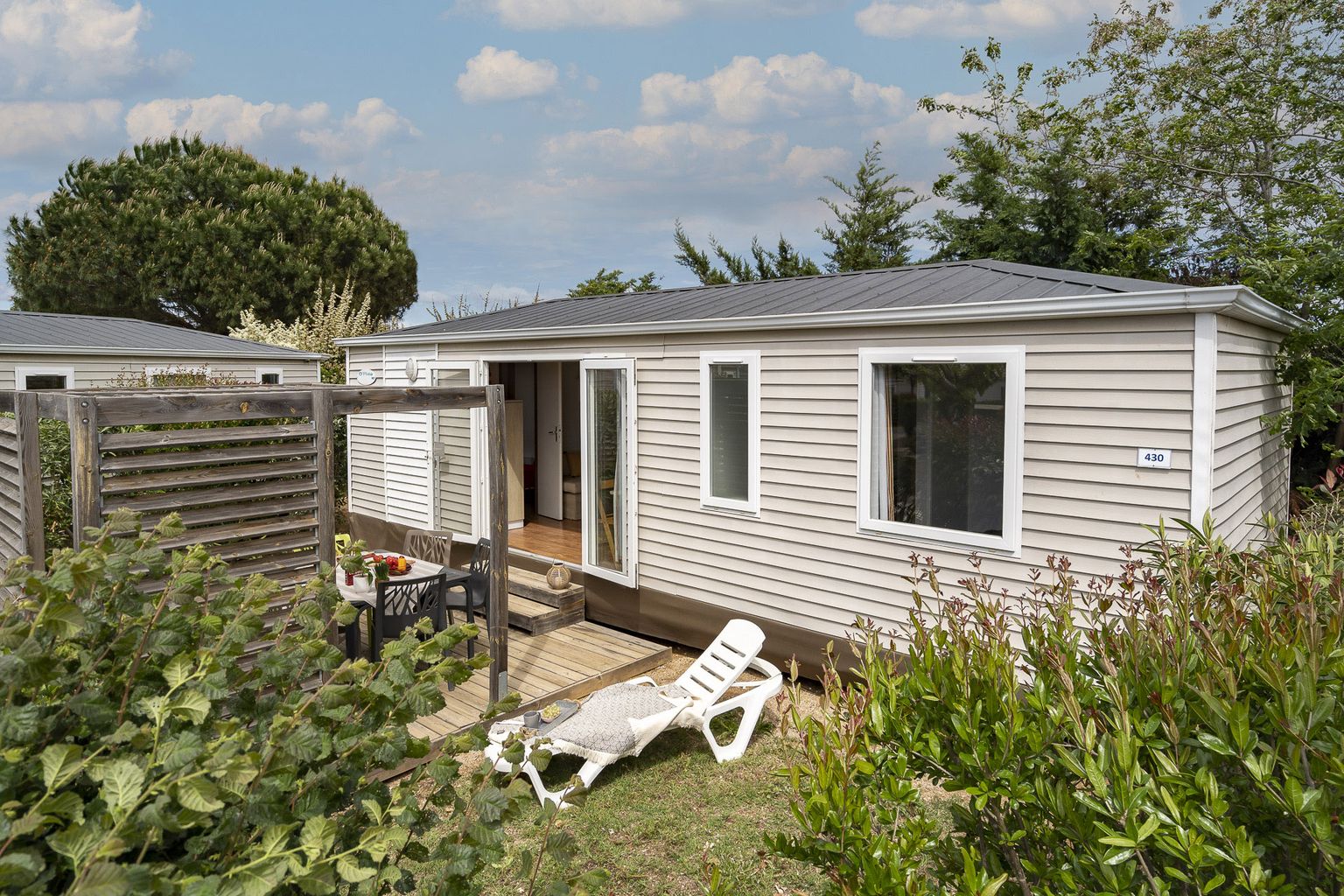 Location - Cottage Confort 3 Chambres *** - Camping Sandaya Domaine de la Dragonnière